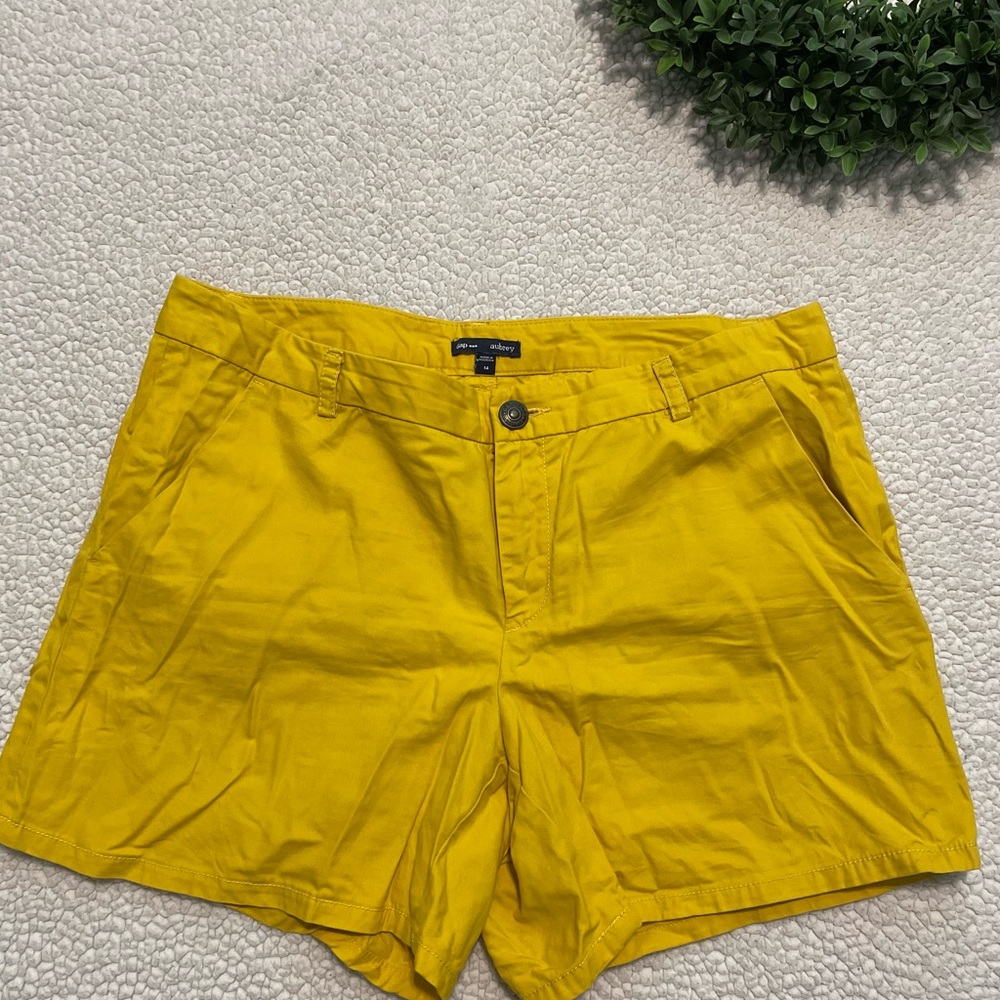 Gap Aubrey Shorts Size 14 Mustard
